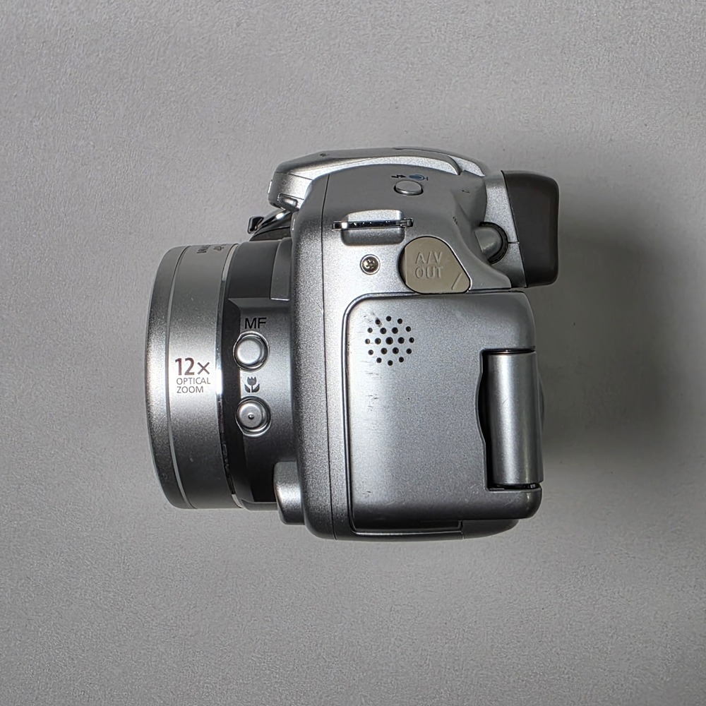 Canon PowerShot S2 IS Digital Camera 5.0MP 12x Zoom PC1130 Bridge PARTS ONLY - Picture 5 of 8